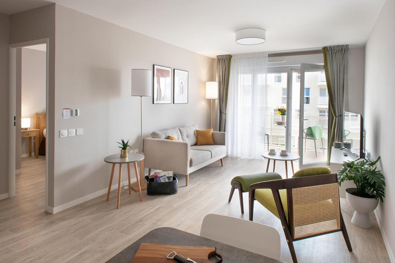 Le Criterium Aparthotel Écouflant Kültér fotó